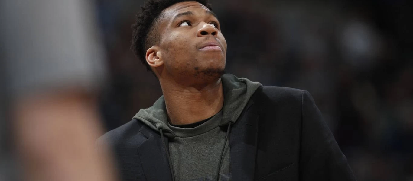 Δολοφονία Τ.Φλόιντ: Με τηλεβόα σε διαδήλωση ο Γ.Αντετοκούνμπο - «Θέλουμε αλλαγή - Θέλουμε δικαιοσύνη» (φώτο-βίντεο)